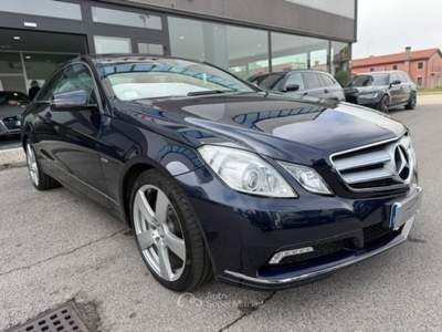 Mercedes-Benz Classe E CDI Coupé BlueEFFICIENCY Avantgarde Blu/Azzurro usata Santa Maria di Sala