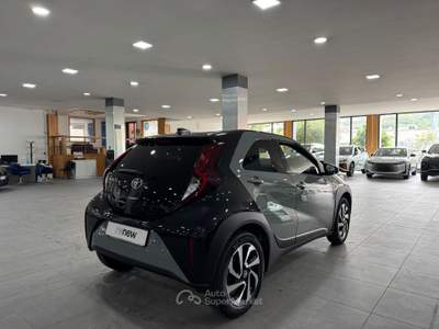 Toyota Aygo Aygo-X 1.0 Trend 72cv KM0 Varie Colorazioni Blu/Azzurro usata Pozzuoli