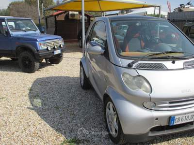 Smart ForTwo auto ben tenuta in generale. Argento usata Santa Marinella