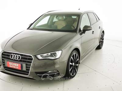 Audi A3 SPB 1.6 TDI Ambiente Grigio usata Crema