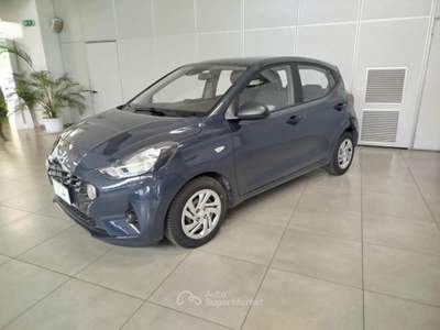 Hyundai i10 1.0 MPI AT Prime Grigio usata Mugnano di Napoli