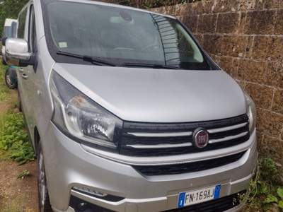 Porsche Panamera Nolo con cond. per eventi, nolo auto, furgoni merci e 6/9 posti Bianco usata San Martino Valle Caudina
