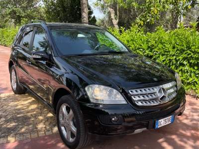 Mercedes-Benz Classe M ML Cdi Nero usata San Michele Salentino