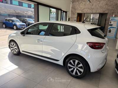 Renault Clio Clio 1.0 tce Equilibre Gpl 100cv Bianco usata Cento