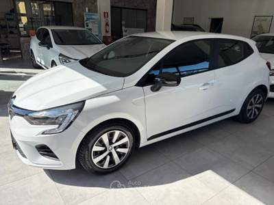 Renault Clio Clio 1.0 tce Equilibre Gpl 100cv Bianco usata Cento