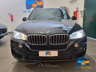 BMW X5 xdrive25d Luxury 218cv auto 7 POSTI Nero usata Curno