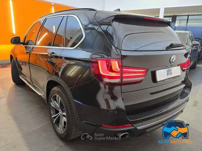 BMW X5 xdrive25d Luxury 218cv auto 7 POSTI Nero usata Curno