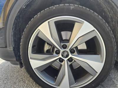 Audi Q2 30 2.0 tdi Business Advanced s-tronic Nero usata Civitanova Marche