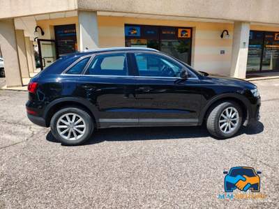 Audi Q3 2.0 tdi Business 120cv Nero usata Porto Mantovano