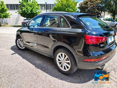 Audi Q3 2.0 tdi Business 120cv Nero usata Porto Mantovano