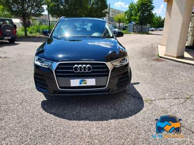 Audi Q3 2.0 tdi Business 120cv Nero usata Porto Mantovano