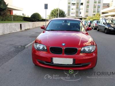 BMW Serie 1 135i d cat 5 porte Futura DPF Rosso usata Oristano