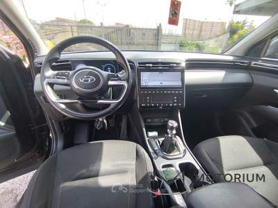 Hyundai Tucson 1.6 CRDI 115CV XLINE Nero usata Napoli