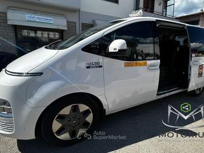 Hyundai Staria 
                                                                                                                                                                     Bianco usata Campi Bisenzio