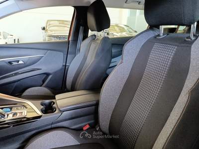 Peugeot 5008 5008 1.5 bluehdi Active s&amp;s 130cv eat8 Marrone usata Verona