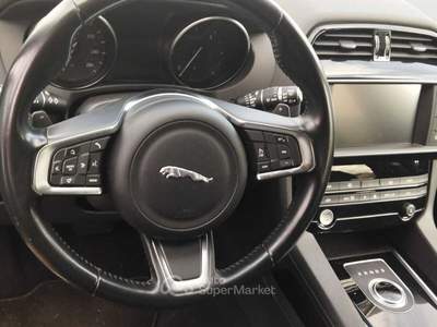 Jaguar F-Pace 2.0d i4 Prestige awd 180cv auto my18 usata Verona