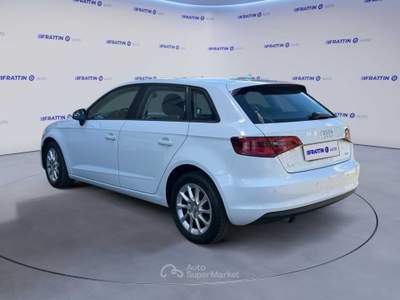 Audi A3 A3 Spb 1.6 Tdi Clean Diesel S Tronic Attraction Bianco usata Cassola