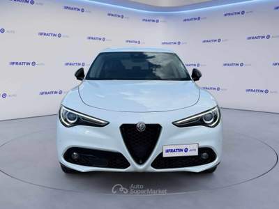 Alfa Romeo Stelvio Stelvio 2.2 Turbodiesel 180 Cv At8 Q4 Super Bianco usata Cassola