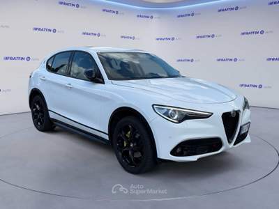 Alfa Romeo Stelvio Stelvio 2.2 Turbodiesel 180 Cv At8 Q4 Super Bianco usata Cassola