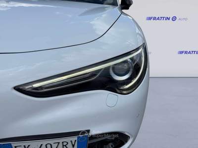 Alfa Romeo Stelvio Stelvio 2.2 Turbodiesel 180 Cv At8 Q4 Super Bianco usata Cassola