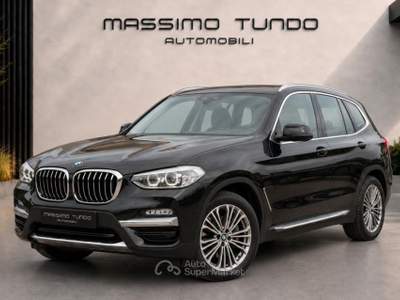 BMW X3 X3 xDrive20d Luxury Nero usata Casarano