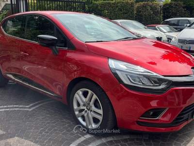 Renault Clio TCe 12V 90CV GPL 5p. Moschino Int. Lilla usata ANGRI