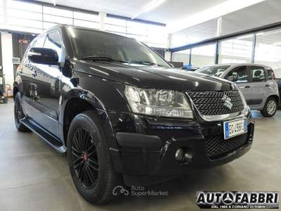 Suzuki Grand Vitara 1.9 DDiS 5 porte Offroad Nero usata CORIANO