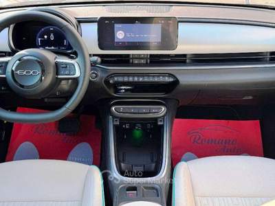 Fiat 600 Hybrid DCT MHEV La Prima Nero usata Sant'Anastasia
