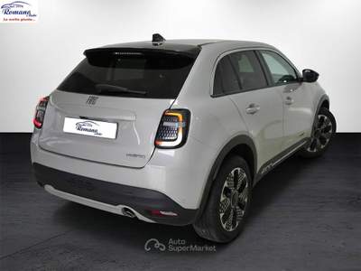 Fiat 600 Hybrid DCT MHEV La Prima Beige usata Sant'Anastasia