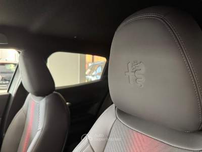 Alfa Romeo Junior Junior 1.2 136 CV Hybrid eDCT6 Speciale Argento usata Collegno