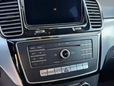 Mercedes-Benz GLE AUTO IN OTTIME CONDIZIONI, GOMMATA DA POCO. Bianco usata CASTELLANA GROTTE