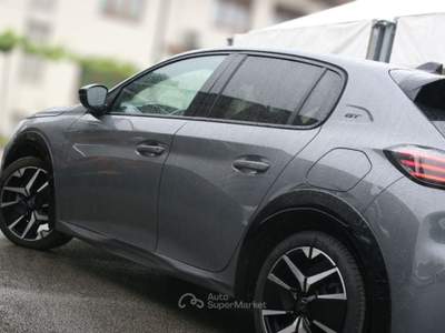 Peugeot 208 Hybrid 136 e-DCS6 GT Grigio usata Resana