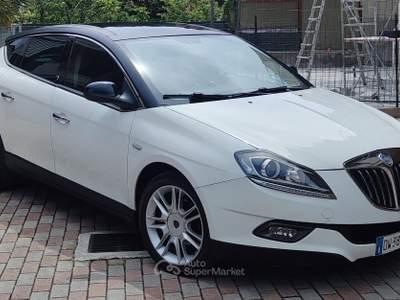 Lancia Delta Gran Luce da 120 CV 2009 260.000 km Bianco usata Porto Sant'Elpidio