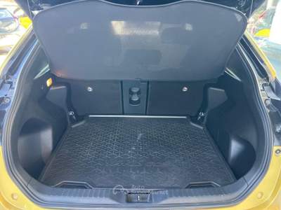 Toyota Yaris Cross 1.5 Hybrid 5p. E-CVT Giallo usata Sassari