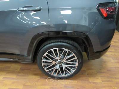 Jeep Compass 1.5 Turbo T4 130 CV MHEV 2WD Summit Grigio usata Rho