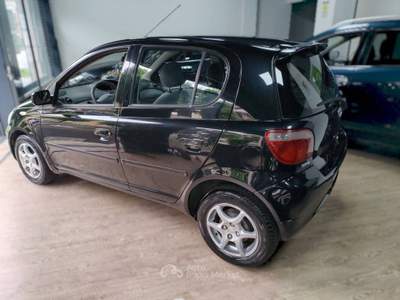 Toyota Yaris Yaris I 1.0 5p del 2000 Nero usata Chivasso