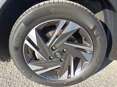 Hyundai Bayon Hybrid 48V iMT XLine Nero usata Assisi
