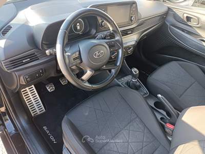 Hyundai Bayon Hybrid 48V iMT XLine Nero usata Assisi