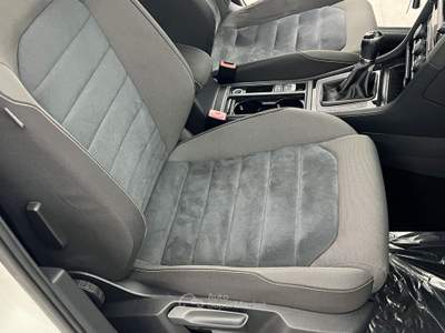 Volkswagen Golf Golf 5p 1.6 tdi Highline Bianco usata Fucecchio