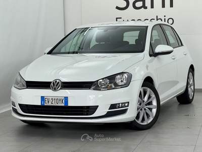 Volkswagen Golf Golf 5p 1.6 tdi Highline Bianco usata Fucecchio