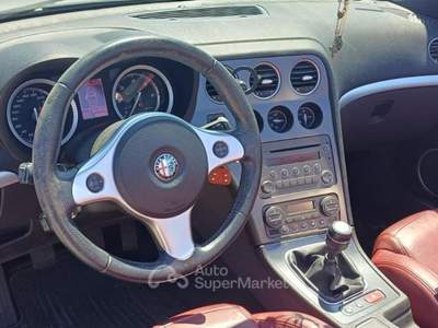 Alfa Romeo Spider 2.4 JTDm 210CV Argento usata Cittadella