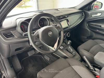 Alfa Romeo Giulietta 1.6 jtdm B-Tech 120cv TCT my19 Sport Edition Nero usata Cesano Maderno
