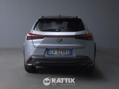 Lexus UX ux 250h 2.0 design 2wd cvt usata Barzago