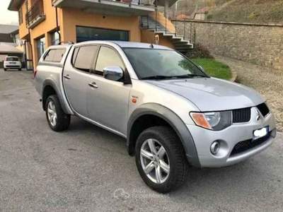 Mitsubishi L200 2 proprietario,tenuta maniacale Argento usata Sirmione