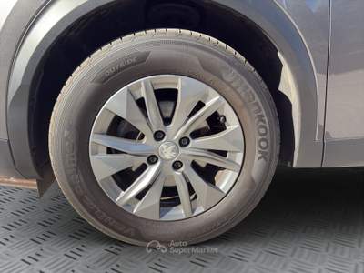 Peugeot 2008 auto aziendale Grigio usata Naso