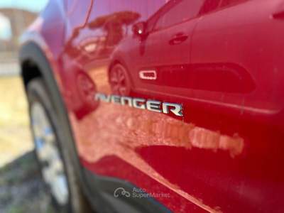 Jeep Avenger Avenger - avenger 1.2 turbo altitude fwd 100cv Rosso usata Roma