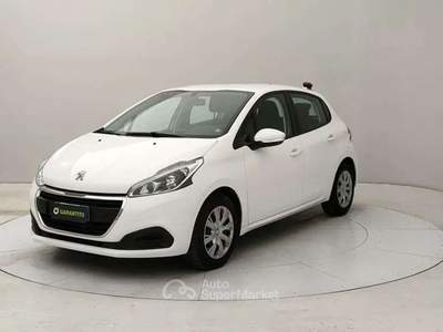 Peugeot 208 1.2 puretech Active s&s 82cv 5p neopatentati Bianco usata Torino