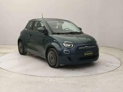 Fiat 500e 42 kWh Icon Verde usata Torino