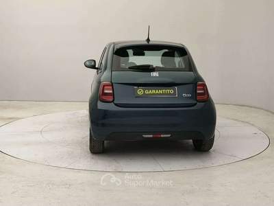 Fiat 500e 42 kWh Icon Verde usata Torino
