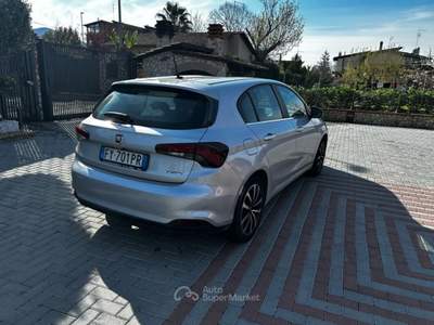 Fiat Tipo ottime prestazioni vendo per passaggio ad auto aziendale Argento usata Guidonia Montecelio